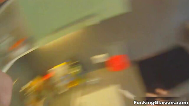 Fucking Glasses - Soothing the pain Zoey sex teen-porn