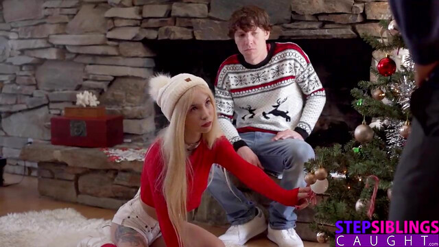 Step Sisters BFF "Are you going to play with your present?" S15:E8