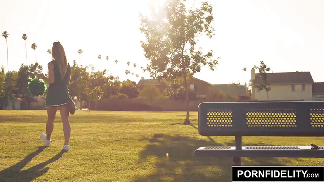 PORNFIDELITY Cheerleader Slut Nicole Clitman Cheers For Creampie