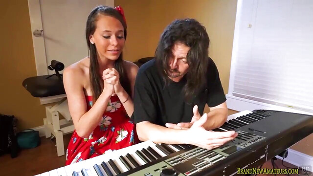 Teen girl sucking and fucking for her singing career