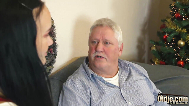 Retired police officer fucks teen pussy and cums in her mouth