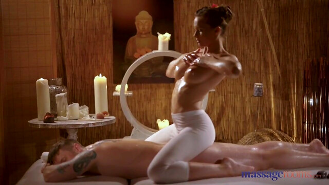 Massage Rooms Brunette Czech teen Stacy Cruz rides oil