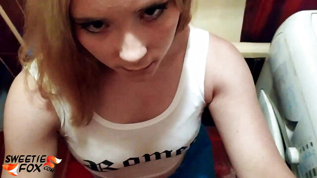 Redhead Blowjob Cock Muscular Guy and Pussy Fucking after Bathroom