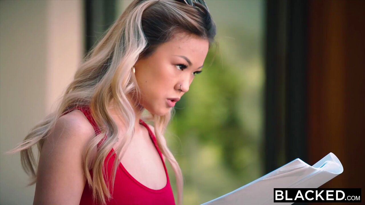 BLACKED Seductive Asian Cant resist BBC - XXX Video at SexSQ