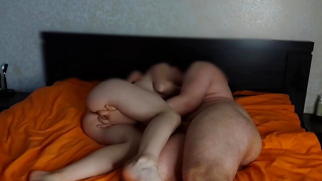 Redhaired Babe Takes a Hot Creampie Load in Her Tight Pussy - RedHot Fox