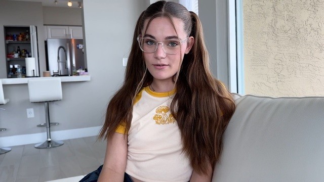 Stepdaughter Gets Pounded Hard by Thick Cock in Rough Creampie Fuck