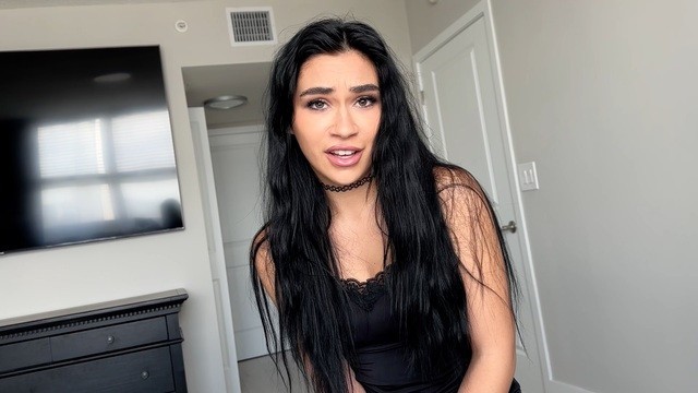 Sizzling She Seduces Him, Fucking Her Steamy Stepsister Sensually