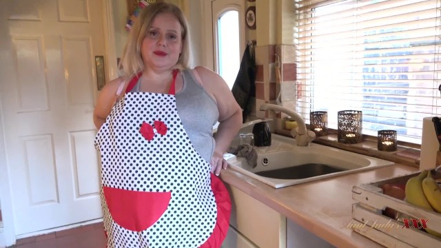 BBW Auntie Judy Seduces You: Hot POV Action in Her Sexy Kitchen Encounter