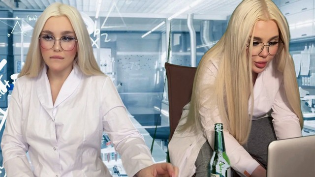 Curious Young Scientist With A Juicy Ass Tries Anything For Her Big Experiment