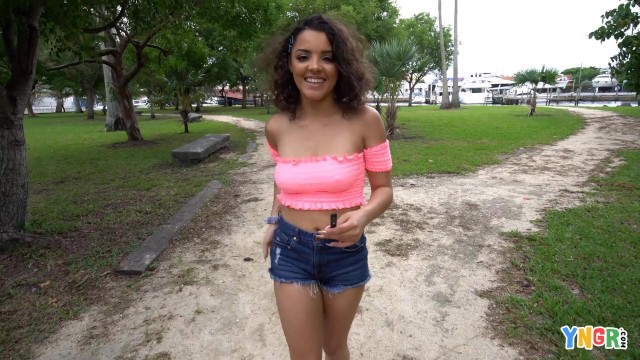 Gorgeous Girlfriend Enjoys Steamy Outdoor Sex Under The Warm Summer Sun