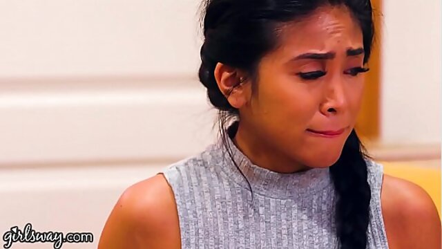 Hot gal tries new thrills with friend igniting sweet lesbian exploration