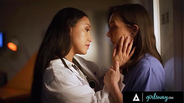 Doctor keeps nurse's mouth busy from secrets with expert loving lesbian face ride