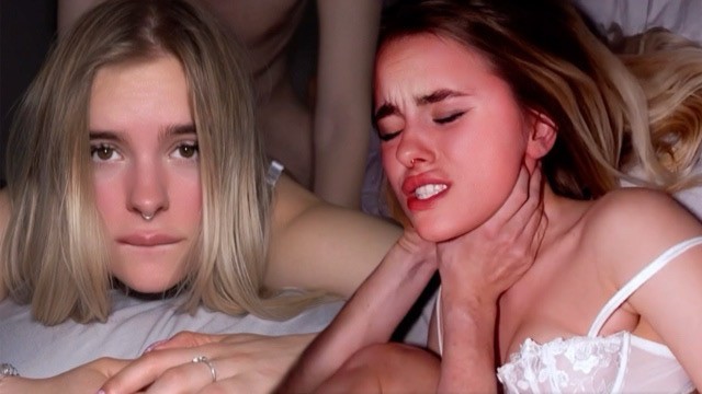 Rough Loving Fuck Session With Submissive College Babe In Campus Apartment